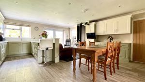 Dining Area- click for photo gallery